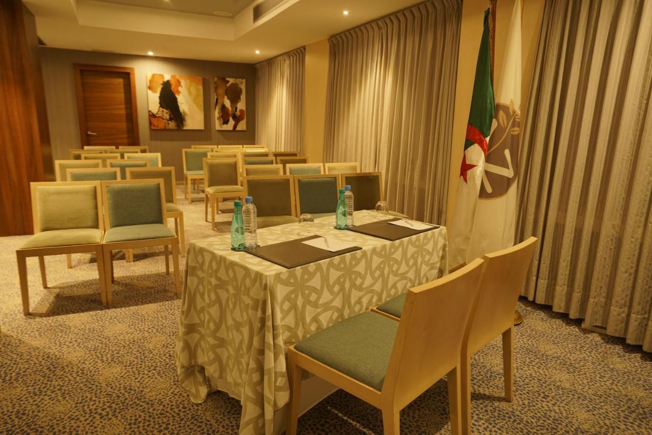AZ Hôtels Kouba Algiers Exterior foto